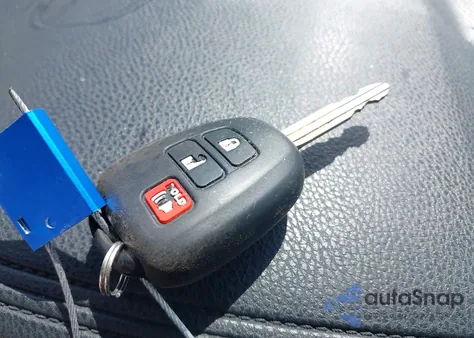 2019 Toyota Highlander Le/Le Plus из США, поврежденный, VIN 5TDBZRFH7KS961565